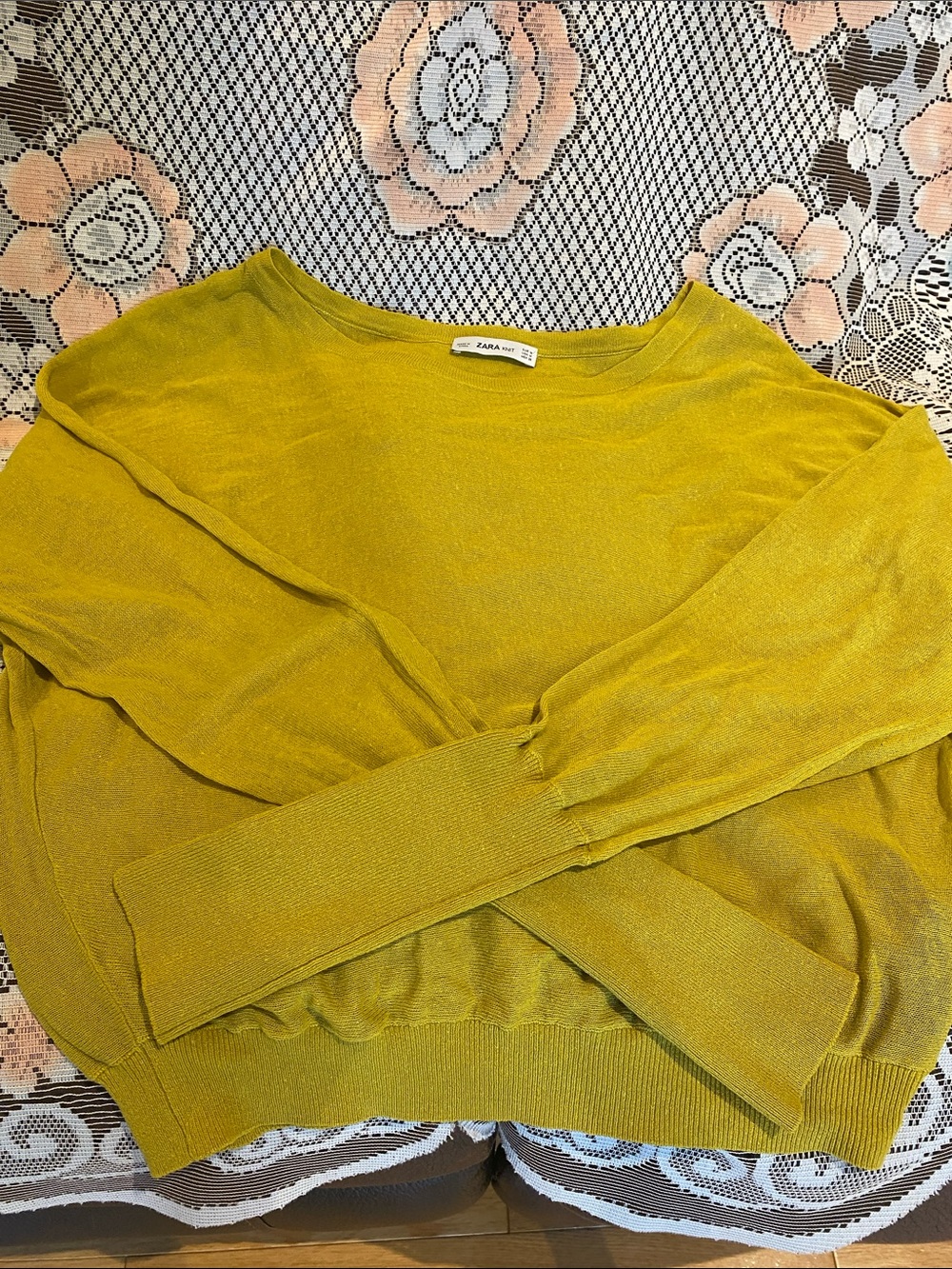Zara Women’s Olive Mustard Crewneck Sweater